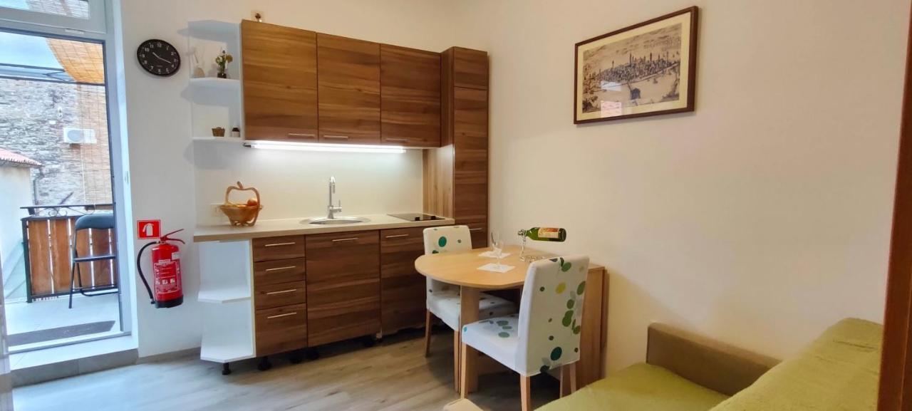 דירות Apartma Gust קופר מראה חיצוני תמונה